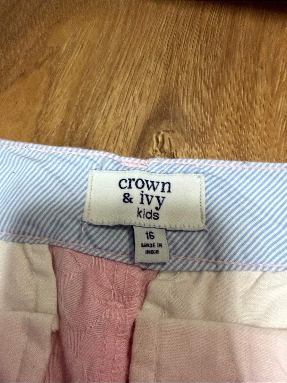 crown & ivy Scallop Hem Shorts Trio - Hot Pink, Light Pink & Black